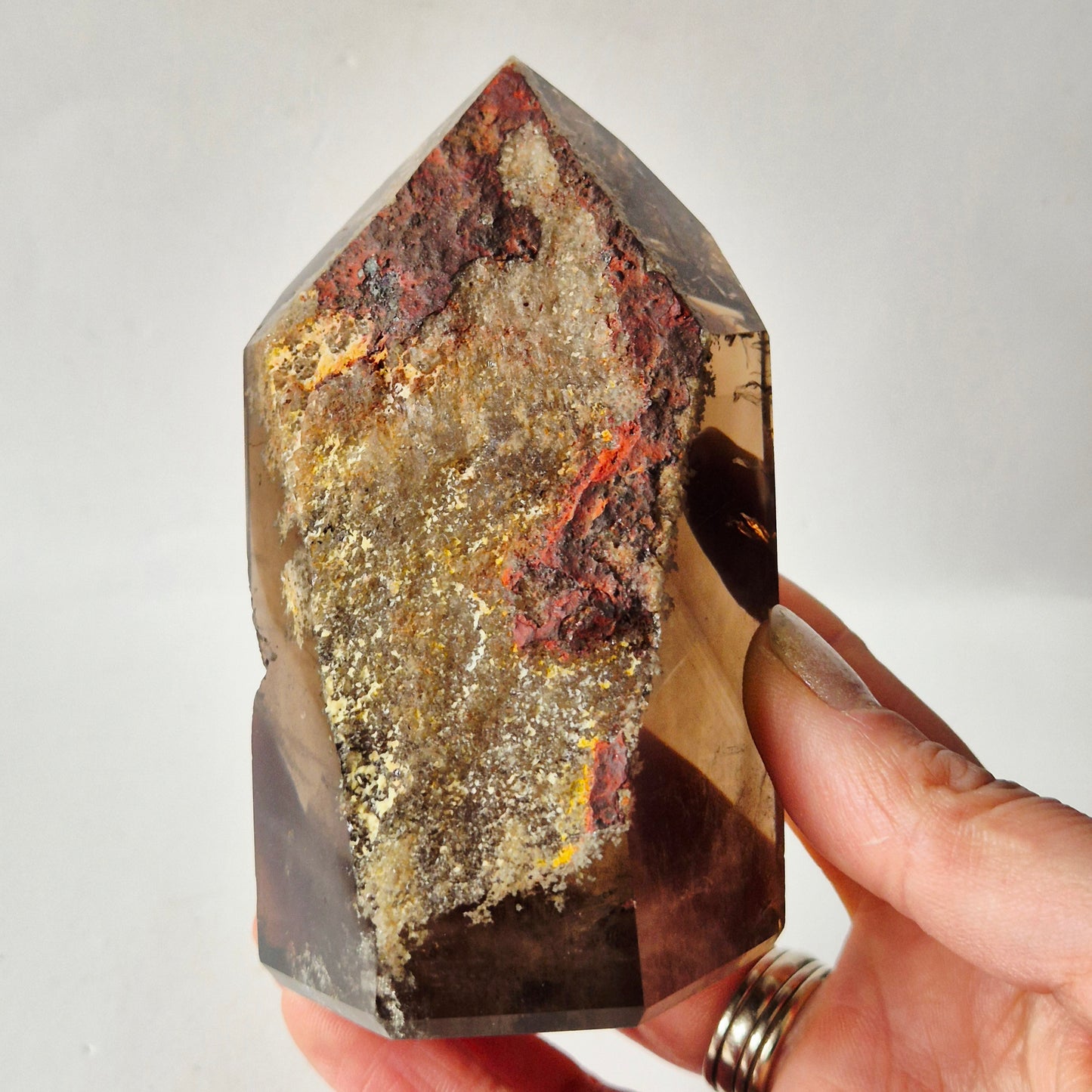 Rookkwarts Toren 326 gram – Hoge Kwaliteit Smoky Quartz met Diepe Insluitsels