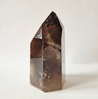 Donkere Rookkwarts Toren 373 gram – Hoge Kwaliteit Smoky Quartz met Diepe Insluitsels