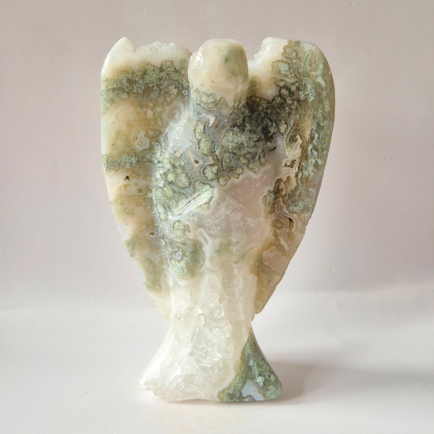 Edelsteen Druzy Mosagaat Engel – 15 cm | ca. 559 gram