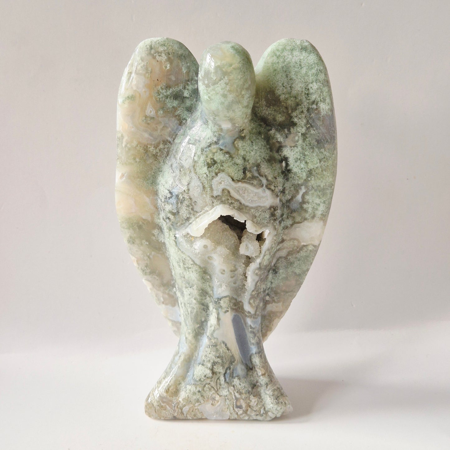 Edelsteen Druzy Mosagaat Engel – 15 cm | ca. 500 gram