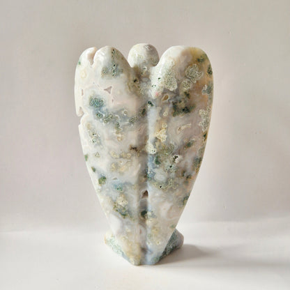 Edelsteen Druzy Mosagaat Engel – 15 cm | ca. 525 gram