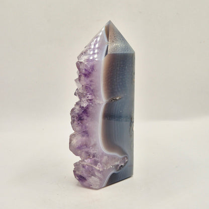 Amethist Agaat Punt Uruguay 243g – Hoogwaardige Druzy Edelsteen met Natuurlijke Agaatbanden