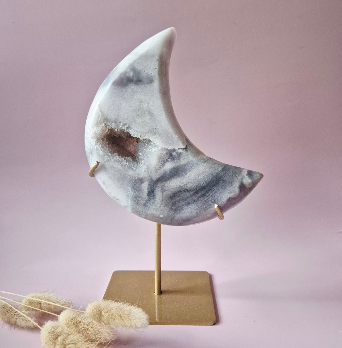 XL Edelsteen Druzy Pink Amethyst Maan – Hoge Kwaliteit #14 1025g | incl. metalen standaard | uniek stuk Roze Amethist