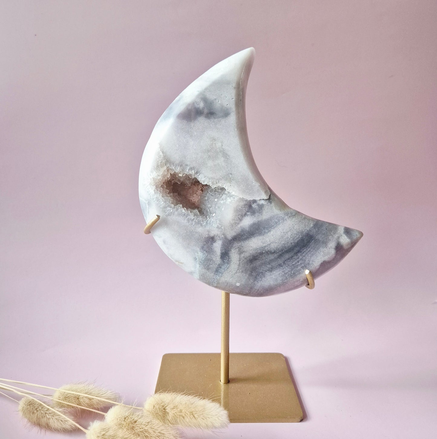 XL Edelsteen Druzy Pink Amethyst Maan – Hoge Kwaliteit #14 1025g | incl. metalen standaard | uniek stuk Roze Amethist