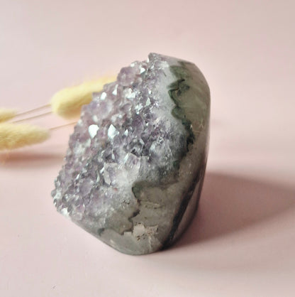 XL Edelstein Roher Amethyst Kathedralencluster – Nr. 13 1542 Gramm