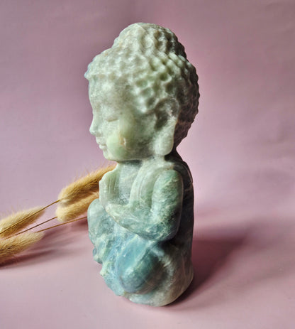 caribbean calcite buddha beeld blauw groen edelsteen meditatie decor 15 cm
