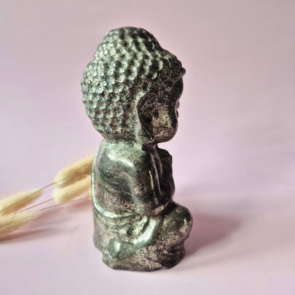 pyriet buddha beeld goudkleurig edelsteen 15 cm meditatie