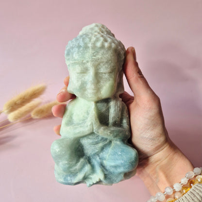 Caribbean Calcite Buddha Beeld ±1000g – 15 cm | Rust, Slaap & Mindfulness Edelsteen