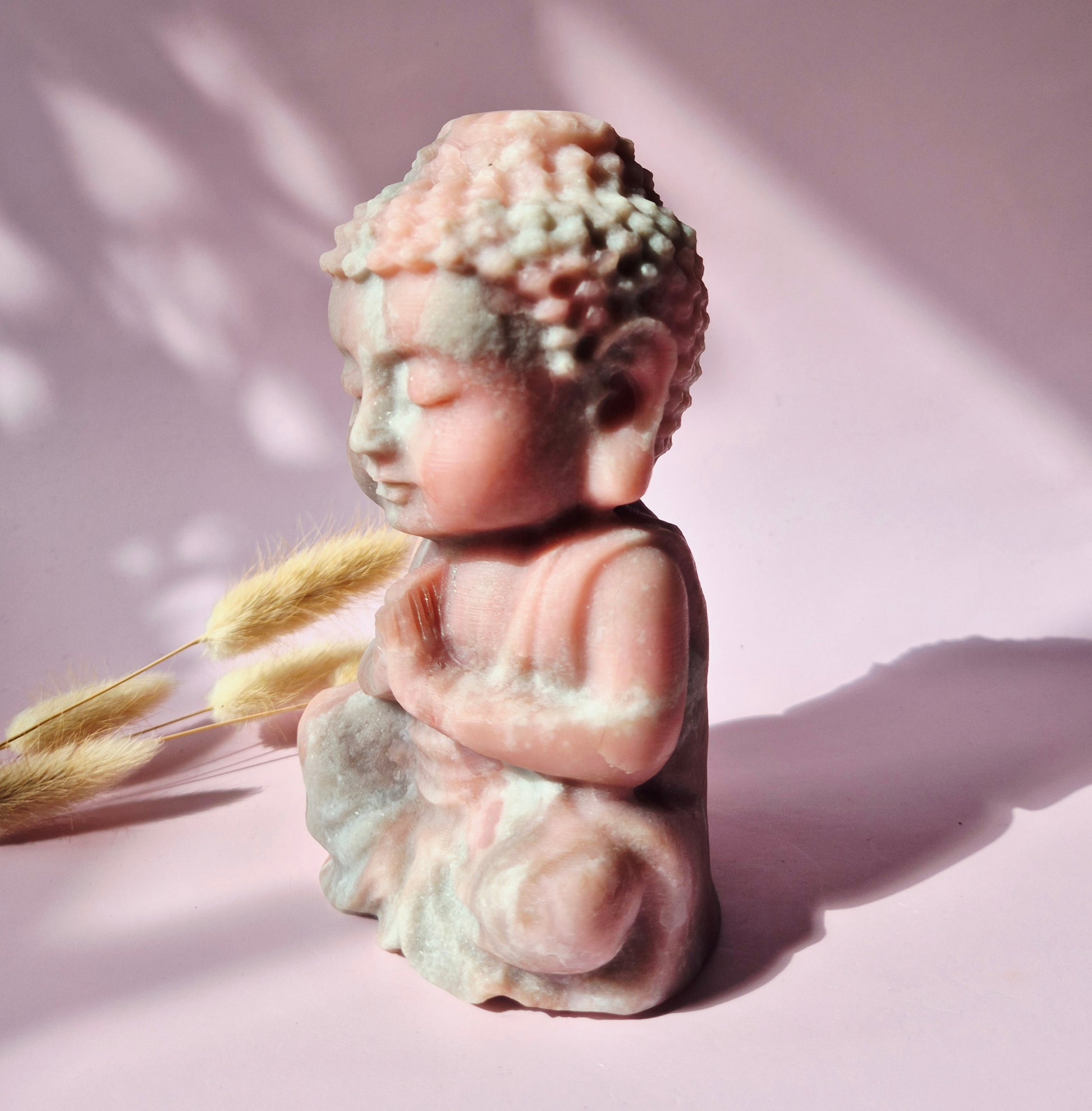 roze jade buddha beeld 15 cm meditatie liefde steen