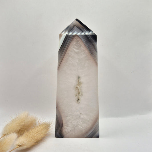 Druzy Agate - Teardrop Drop Standing Gemstone Crystal - C. 158gram