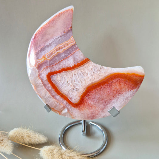 XL Druzy Rode Mosagaat Maan op standaard – 283g Edelsteen statement piece