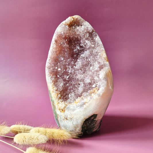 XXL A+ Edelsteen Druzy Pink Amethist Geode Freeform van 2260 gram Statement Piece
