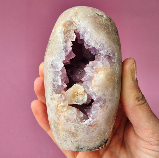 XL Edelsteen Druzy Pink Amethist Geode Freeform van 400 gram Statement Piece