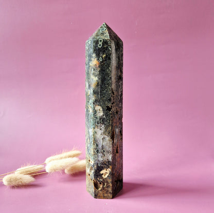 XL Druzy Oceaan Jaspis Edelsteen toren A+ Kwaliteit - Ocean Jasper 784g (22x5cm)