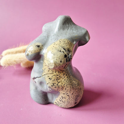 Edelsteinbüste einer Frau (8 cm) - Rosenquarz