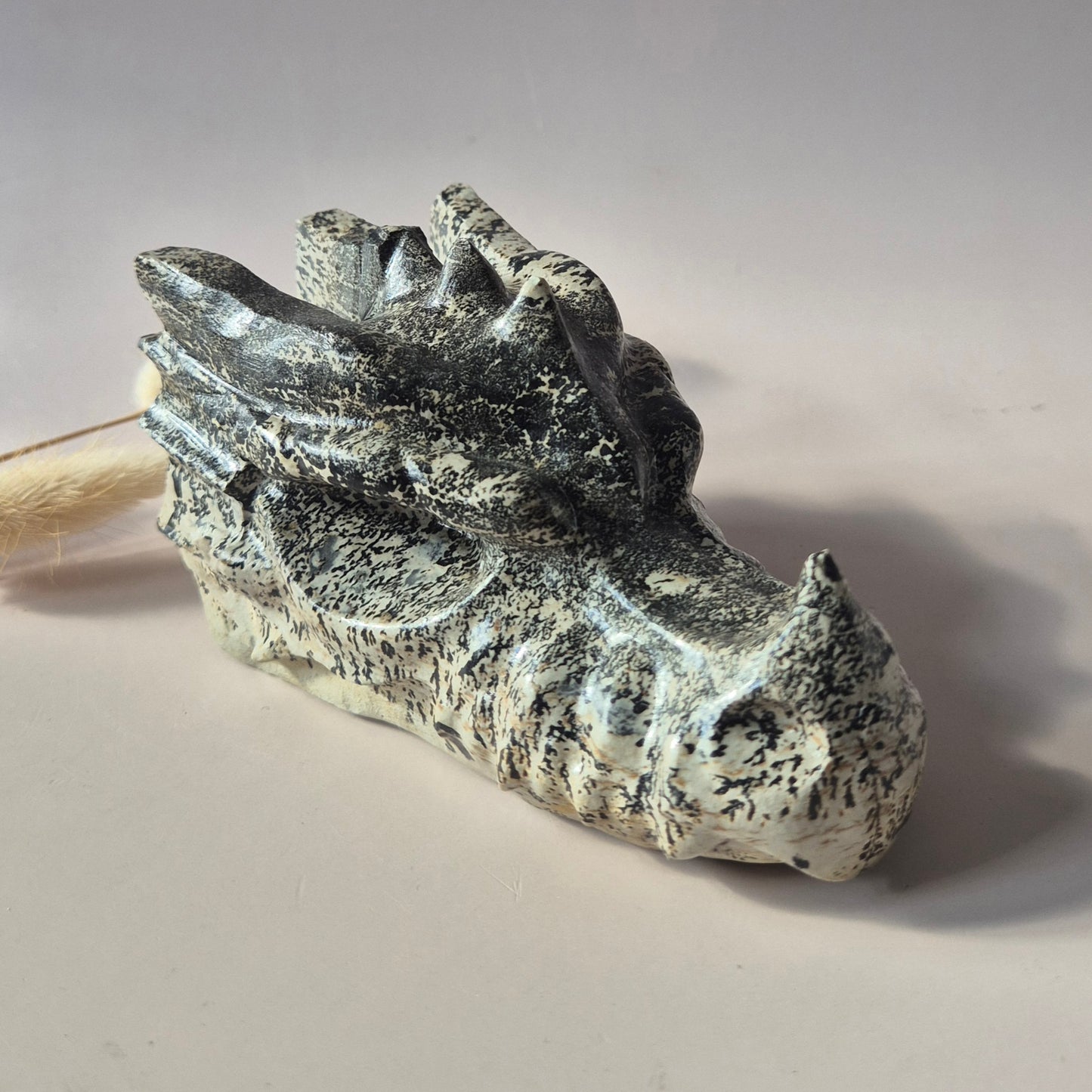 XL UV-reaktiver Achat-Drachenschädel (13 x 7,5 x 6 cm | 632 g) – #3 Mystischer Schutz &amp; Transformation