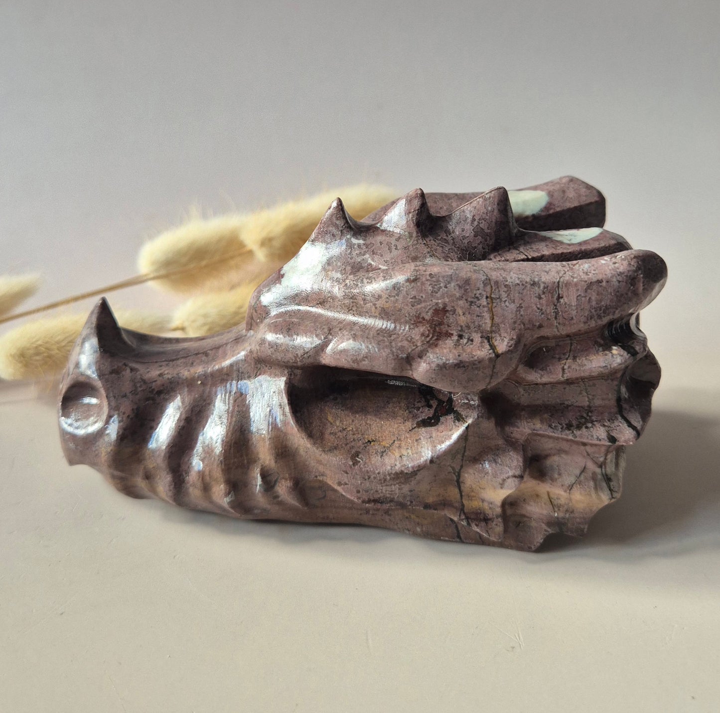 XL UV-reaktiver Achat-Drachenschädel (13 x 7,5 x 6 cm | 632 g) – #3 Mystischer Schutz &amp; Transformation