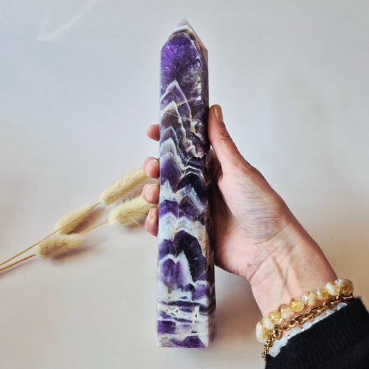 XXL Dream Amethist Toren – 25cm 687g Kracht & Spirituele Rust