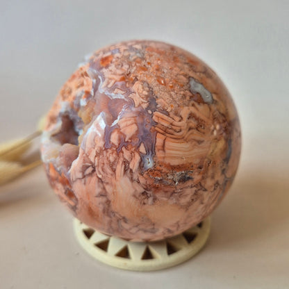 Kristall-Edelstein Druzy Petal Achat Kugel 55mm – Einzigartiges Kunstwerk von Mutter Erde
