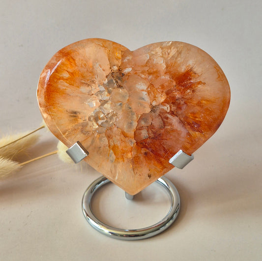 Edelsteen Carnelian Druzy Hart op Standaard 137g – Passie, Kracht & Glinsterende Energie
