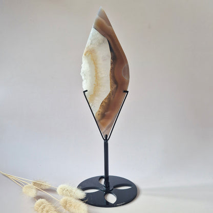 Edelstein (Druzy) Achatscheibe auf Ständer (11–14 cm) – #18 Erdung, Gleichgewicht &amp; natürliche Schönheit