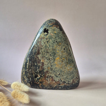 Edelstein Coelestin Handschmeichler (6-8 cm) – Engelfrieden &amp; spirituelle Verbindung Handschmeichler Sorgenstein