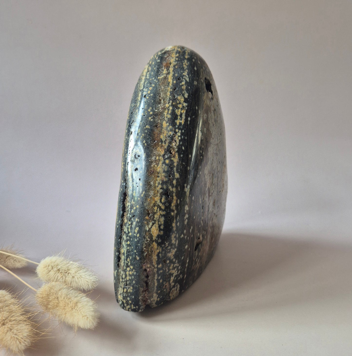 Edelstein Coelestin Handschmeichler (6-8 cm) – Engelfrieden &amp; spirituelle Verbindung Handschmeichler Sorgenstein