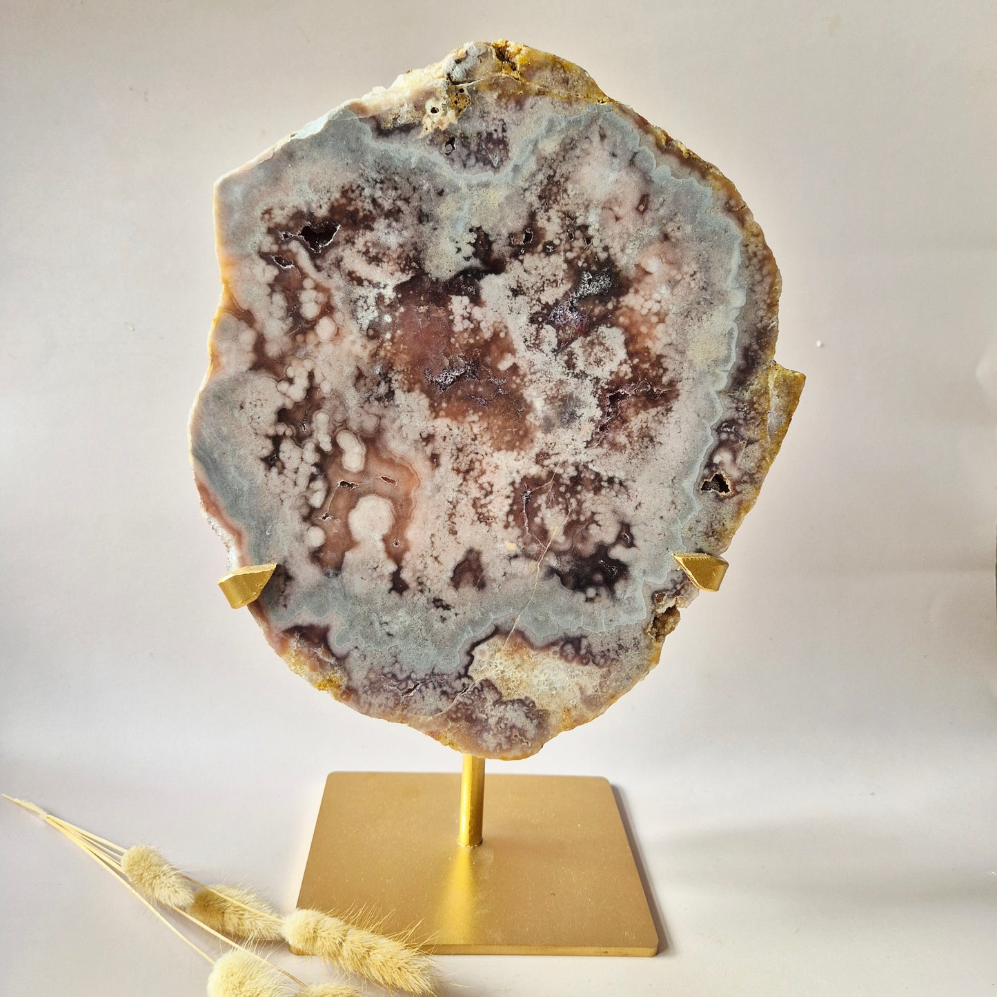 Roze Amethist Geode Schijf op Standaard 4530g | XXL Druzy Crystal Decor & Edelsteen Display