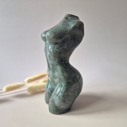 Edelsteinbüste einer Frau (8 cm) - Rosenquarz