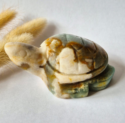Caribbean Calcite Schildpad – 167 Gram Edelsteen Crystal Carving