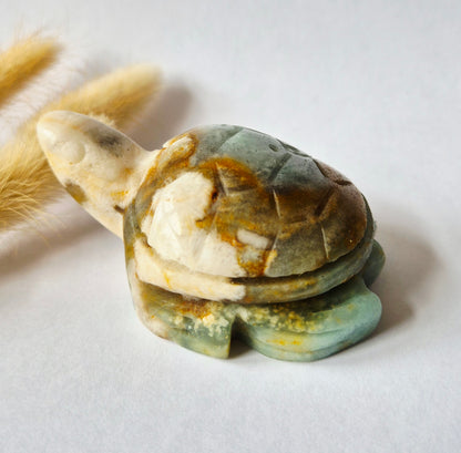 Caribbean Calcite Schildpad – 167 Gram Edelsteen Crystal Carving