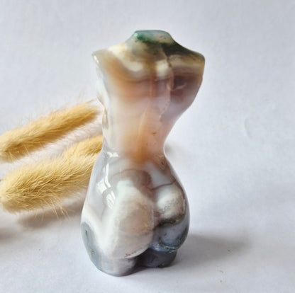 Edelsteinbüste einer Frau (8 cm) - Rosenquarz