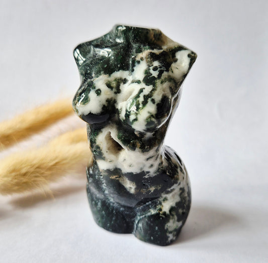 Edelsteinbüste einer Frau (8 cm) - Rosenquarz