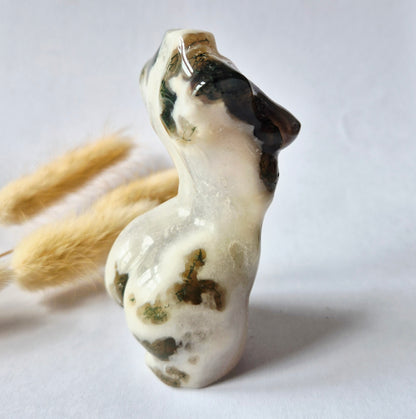 Edelsteinbüste einer Frau (8 cm) - Rosenquarz