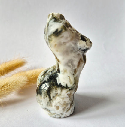 Edelsteinbüste einer Frau (8 cm) - Rosenquarz