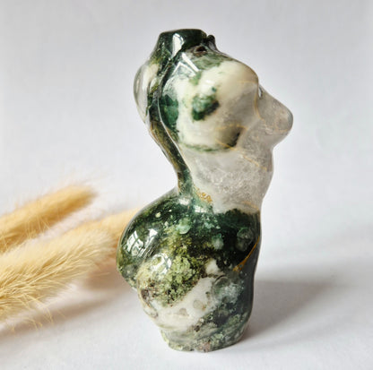 Edelsteinbüste einer Frau (8 cm) - Rosenquarz