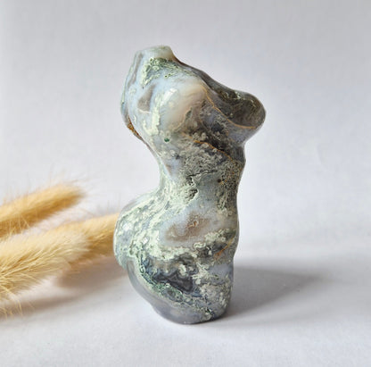 Edelsteinbüste einer Frau (8 cm) - Rosenquarz