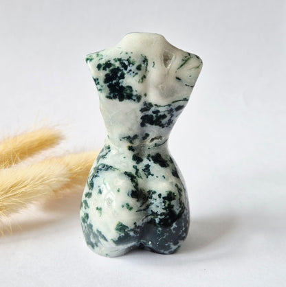 Edelsteinbüste einer Frau (8 cm) - Rosenquarz