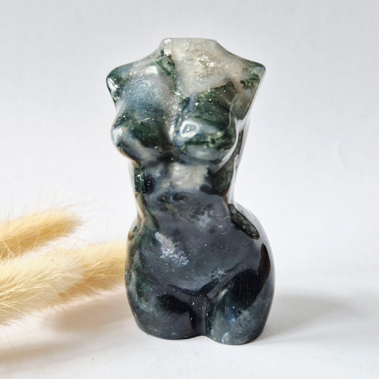 Gemstone Female Body Bust (8 cm) - Rose Quartz