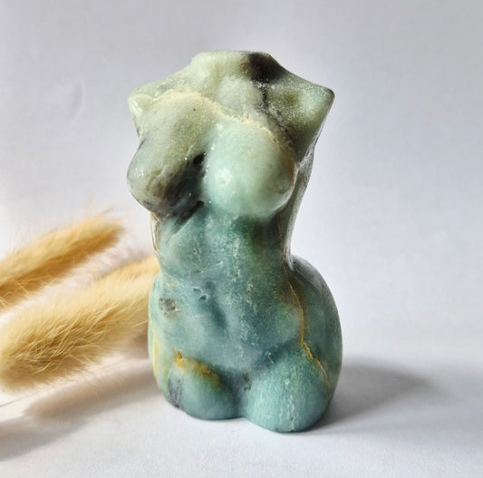 Gemstone Female Body Bust (8 cm) - Rose Quartz