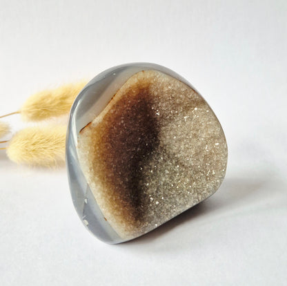 Druzy Agaat uit Uruguay – 240 gram #147 | Natuurlijke Geode Edelsteen