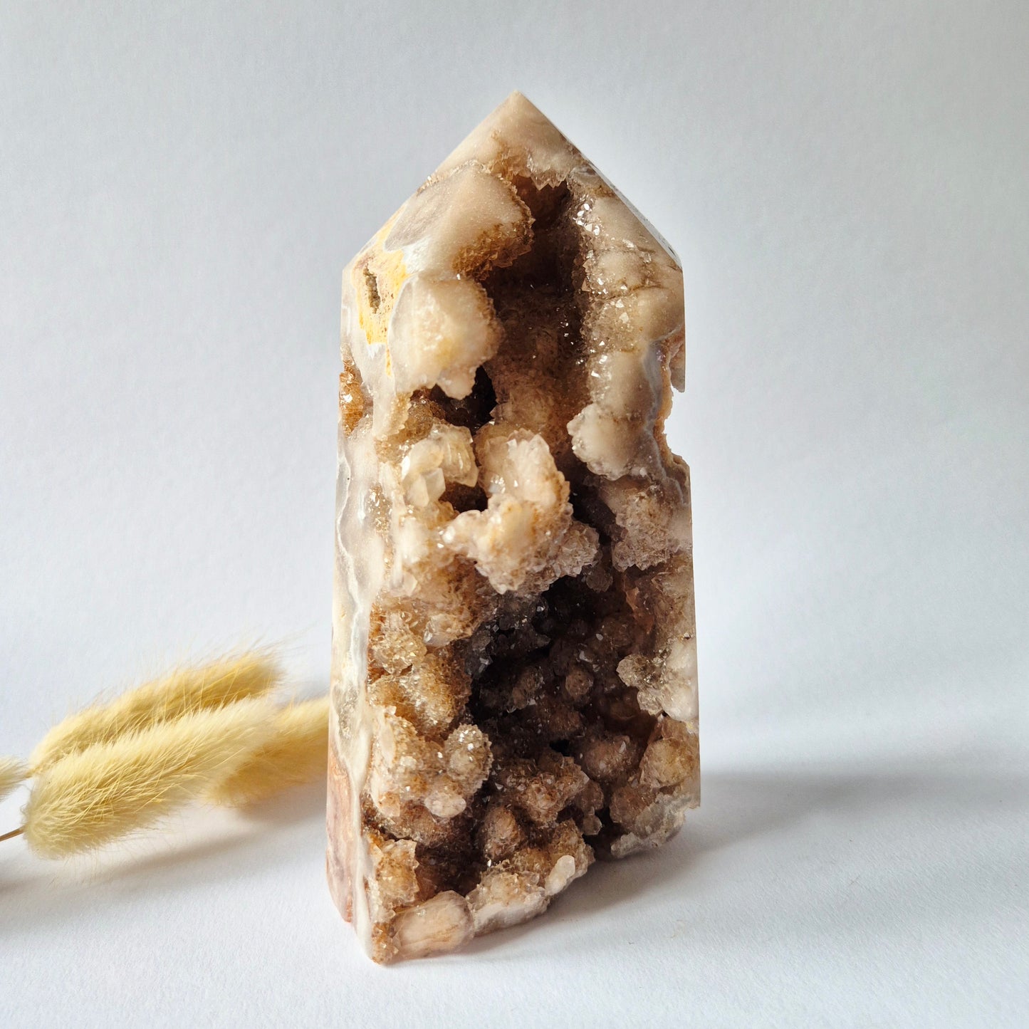 Druzy Roze Amethist Toren XL – 711 gram | Unieke Edelsteen met Sprankelende Kristallen