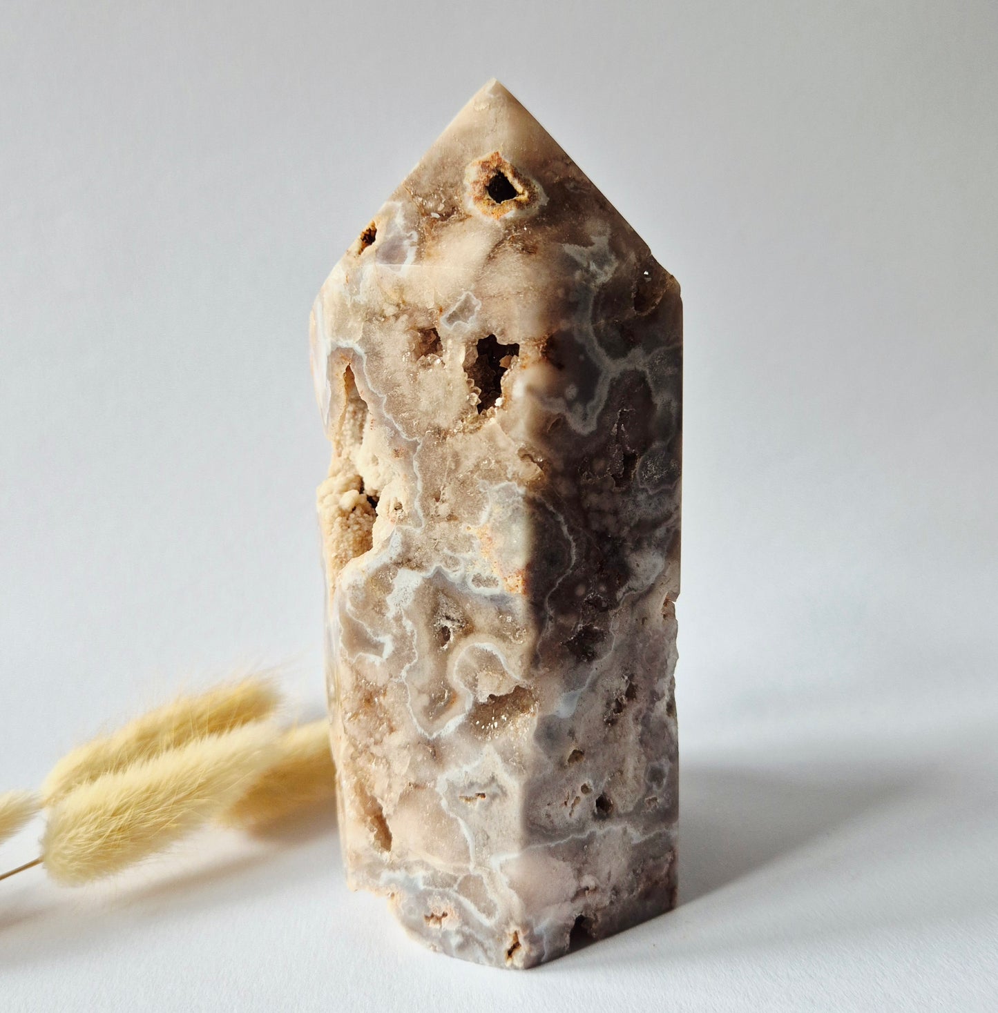 Druzy Roze Amethist Toren XL – 711 gram | Unieke Edelsteen met Sprankelende Kristallen