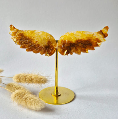 Golden Healer Engelvleugels op Gouden Standaard | 15-18 cm
