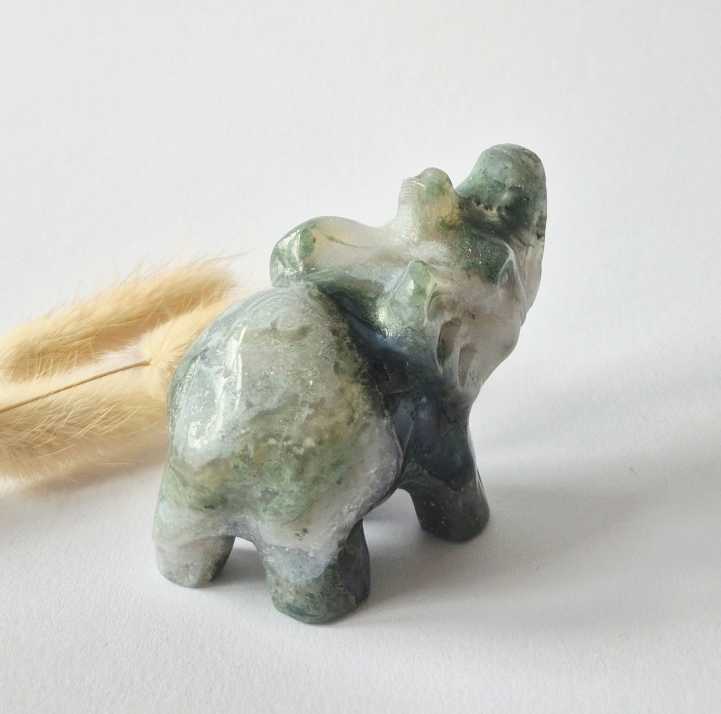 Mosagaat Edelsteen Olifant 7x5cm – Handgesneden Kristallen Beeldje
