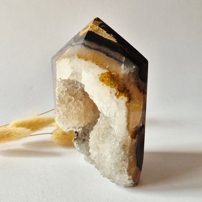 Druzy Agaat Toren uit Uruguay #111 – 599 gram | Natuurlijke Geode Edelsteen