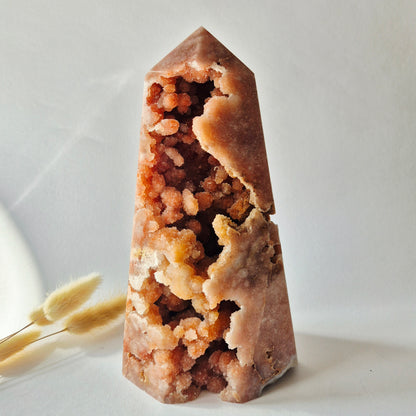 Roze Amethist Druzy Toren – 1802 gram | Uniek Kristalkunstwerk uit Brazilië
