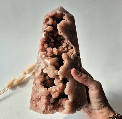 Roze Amethist Druzy Toren – 1802 gram | Uniek Kristalkunstwerk uit Brazilië