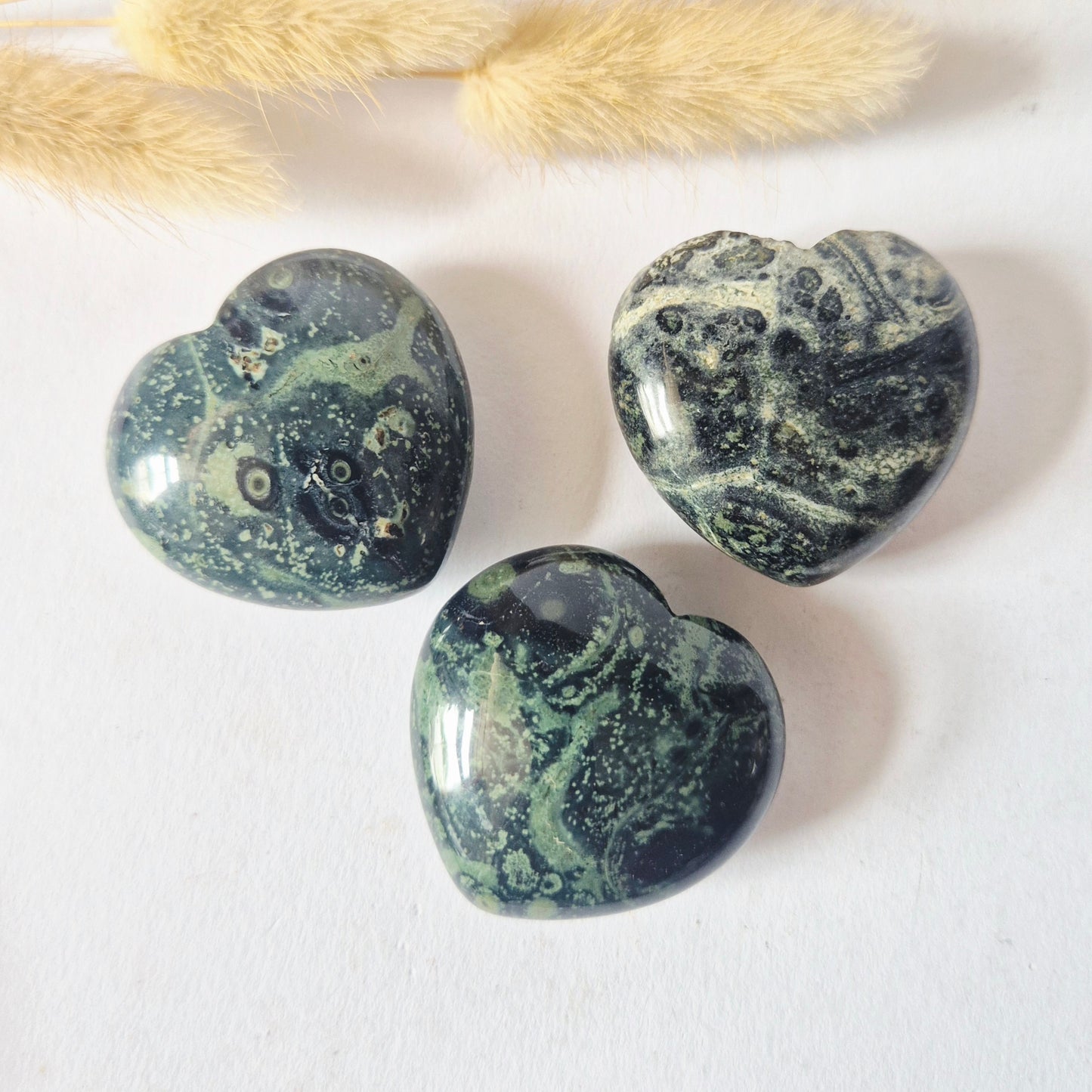 Edelsteen Bol Hartje Zaksteen 3-4cm – Kambaba Jasper