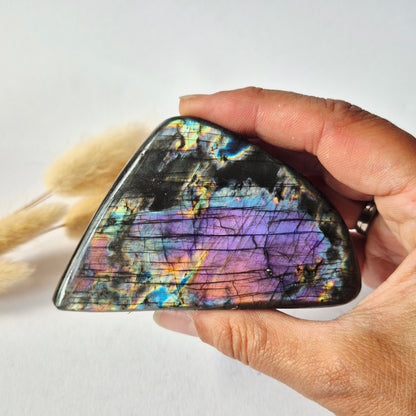 Premium Rainbow Labradorite Freeform 172g – High Flash Madagascar Labradoriet – One of a Kind Crystal